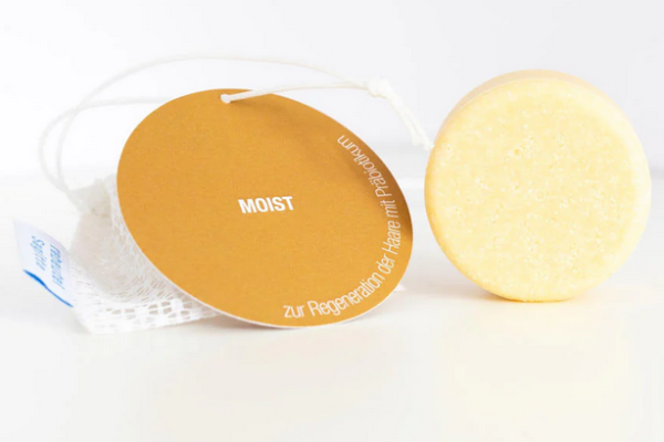 MOIST - Bar